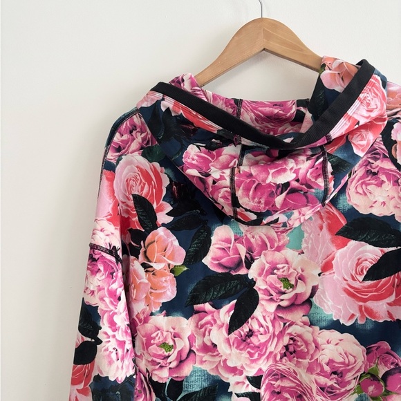 RARE Lululemon Hold Your Om Hoodie Secret Garden Floral - Picture 10 of 15